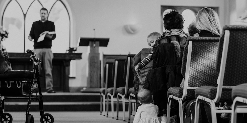 Sunday Services*
We encourage anyone to join us for our services at either 9.15am (traditional), 11am (with groups for 0-16s). For those unable to join in-person due to ill-health etc. a live stream of the 11am service is available on our YouTube channel. 